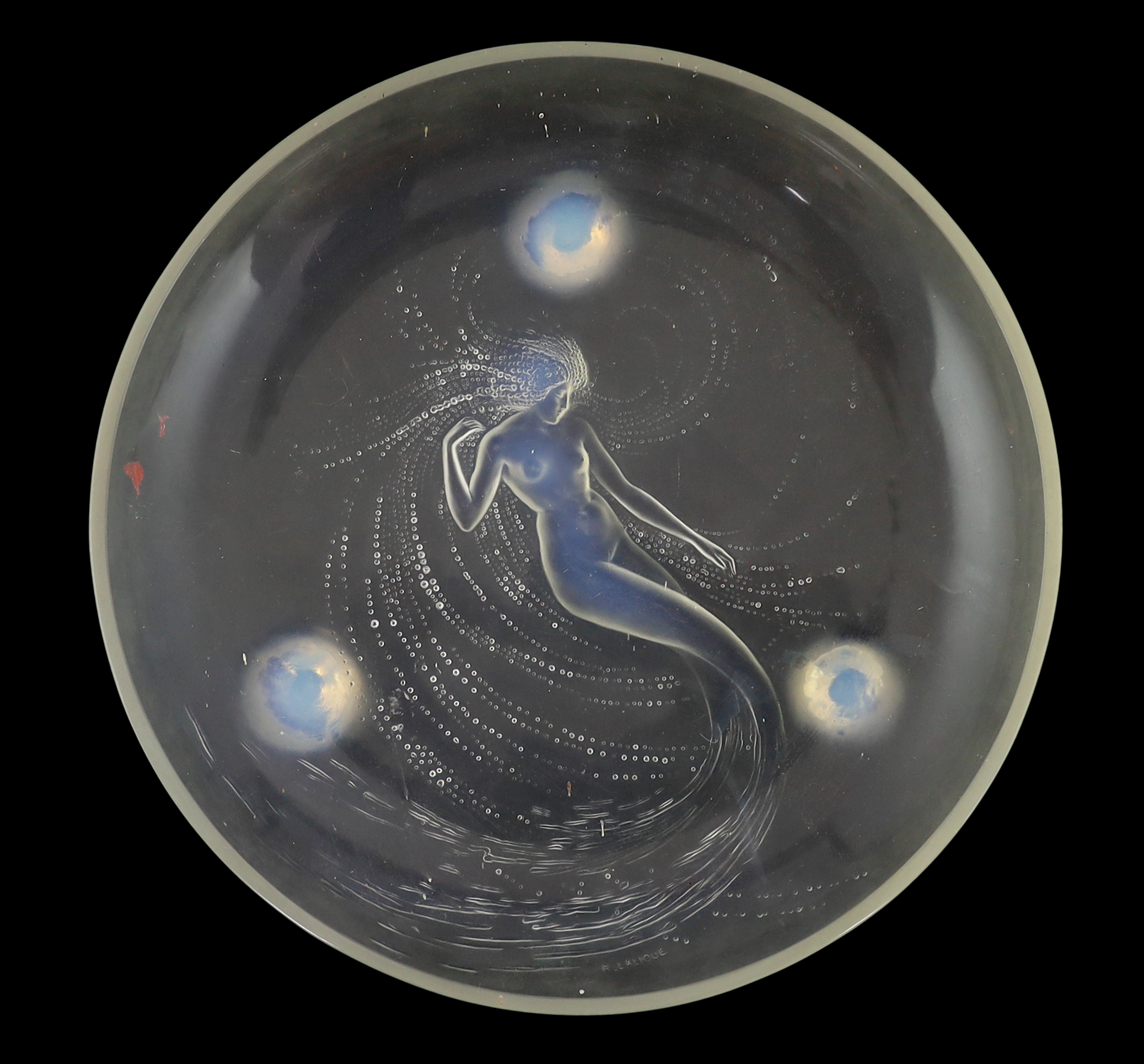 An R. Lalique 'Sirene' pattern opalescent glass dish (Coupe Trepied)